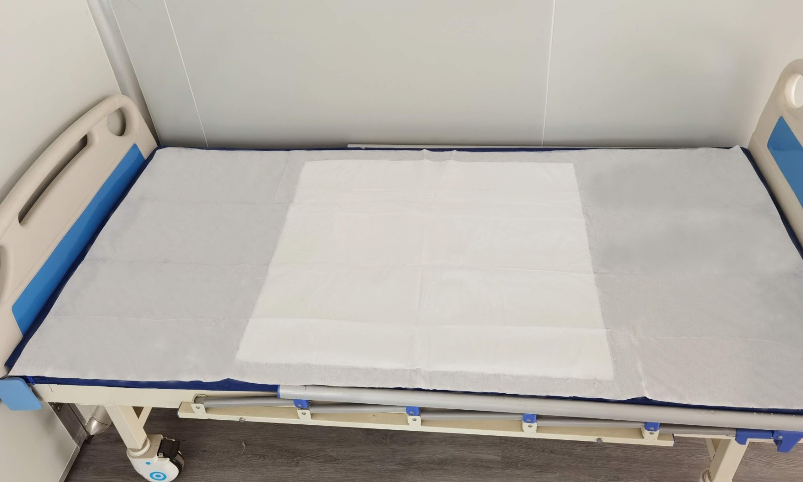 Premium Maternity Underpad with Wings